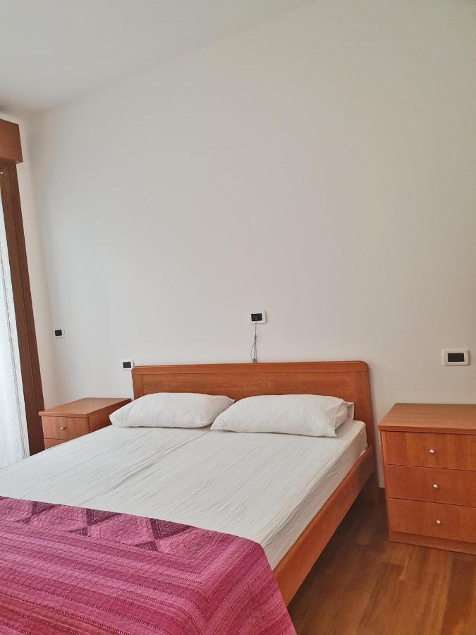 דירות קאורלה Casa Comisso מראה חיצוני תמונה